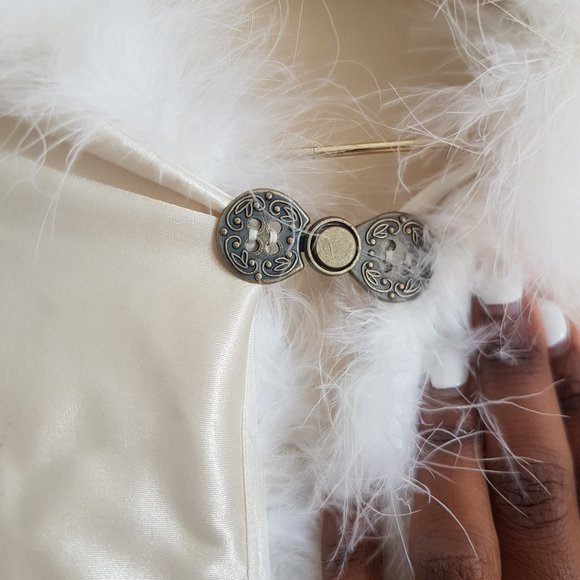 Vintage Satin and Feather Cape, Vintage White Fur Wedding Stole, Fur Shawl - Picture 7 of 7